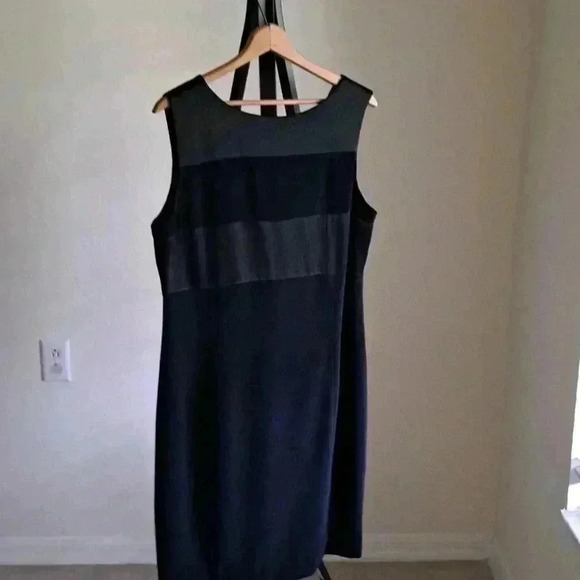 Dress TWO PIECE COLOR BLOCK IN BLACK JONES NEW YORK - Picture 8 of 10